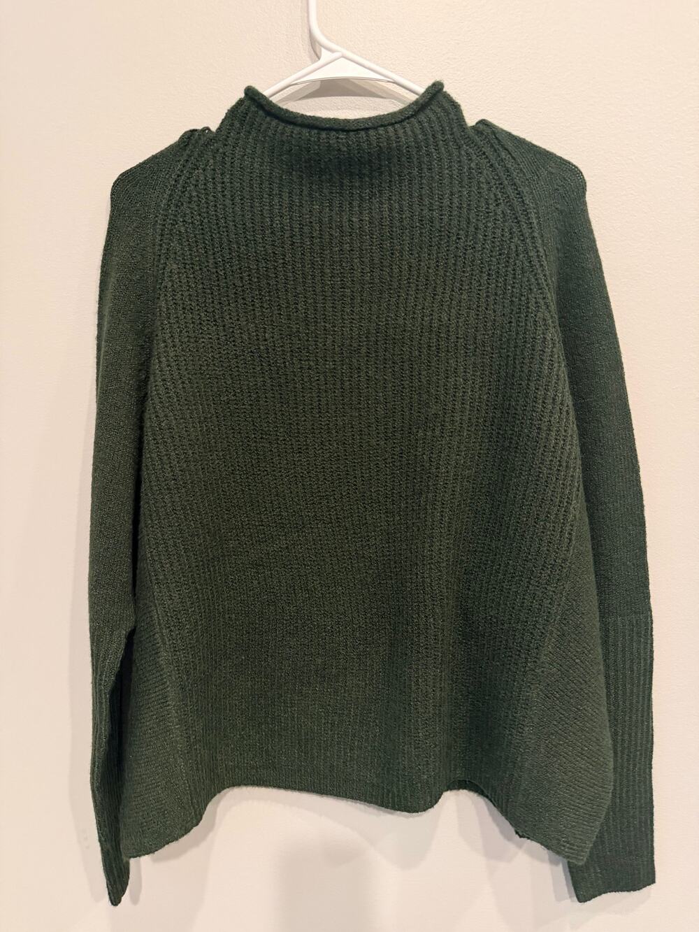 Able Harriet Slouchy Alpine Green Oversized Mock Neck Sweater size Medium